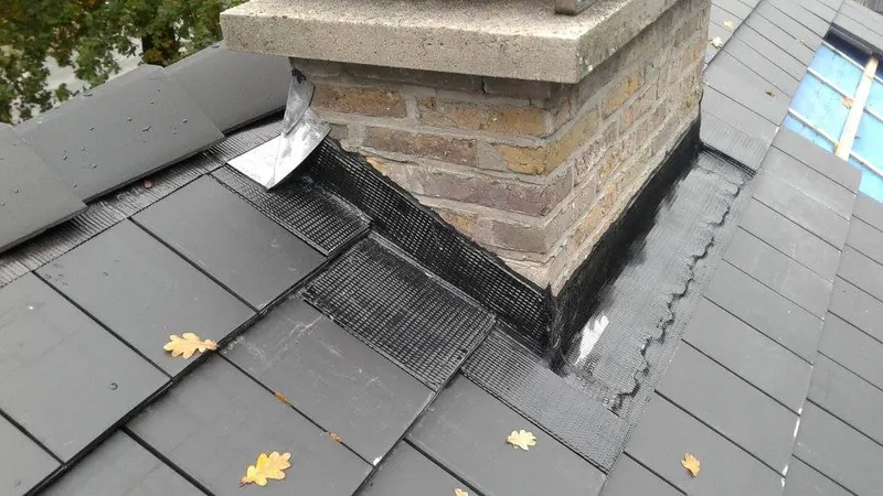 Renovatie hellend dak te Deinze: zaalgoot